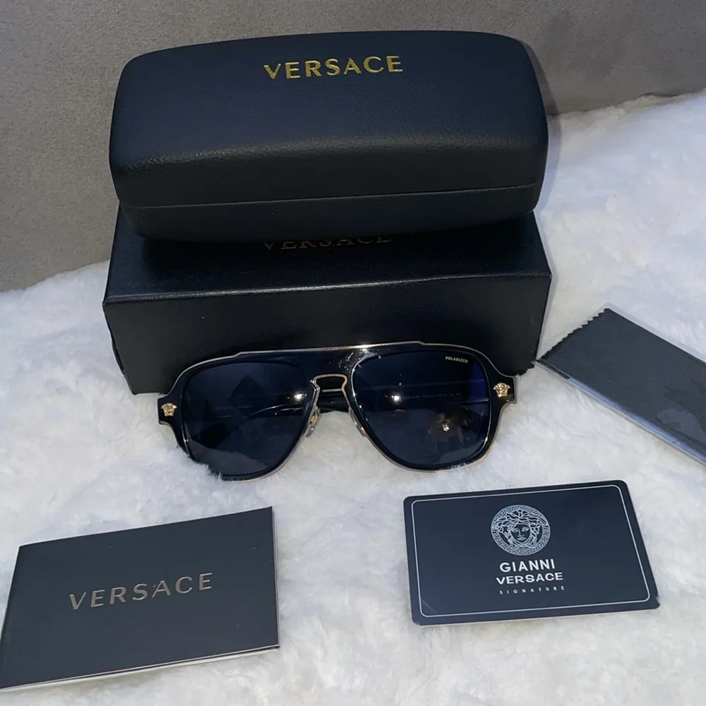 Versace Aviators Brand New Authentic Versace Sunglasses 😎 - Picture 2 of 9
